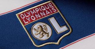 Лион опроверга за продажба на Менди в Реал Мадрид