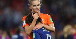 Станаха известни всички двойки в 1/4-финалите на женския Мондиал