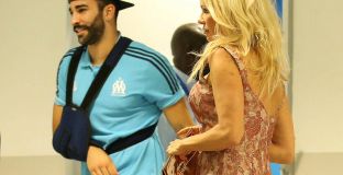 Памела Андерсън посети мач на Марсилия, за да се види с Рами