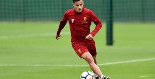 Коутиньо няма да играе срещу Сити 