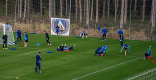 Левски тренира двуразово в Белек