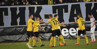 Капитанът на Ботев Пловдив претърпя успешна операция - аут е в следващия месец