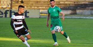 Локо Пловдив загуби точки в битката за 2-ро място