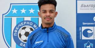 Черно море подписа с французин