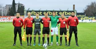 Нов спорен гол за късна победа на Лудогорец (видео)