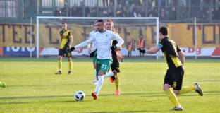 Четирима напуснаха Берое - бивш капитан на Левски пак е без отбор