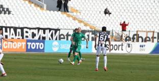 Иван Иванов-Русия: Не може винаги да играем както срещу Левски и Лудогорец