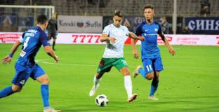 Левски с минимален успех над Берое - сините увеличиха аванса пред ЦСКА и Лудогорец