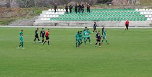 Берое загря за Левски с победа в контрола