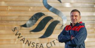 Карвахал за продажбата на Уембли: Да продадем и Биг Бен? 