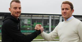 Волфсбург удължи договора си с Арнолд