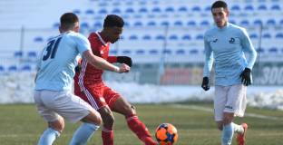 Двама се завръщат в групата на Дунав за мача с ЦСКА