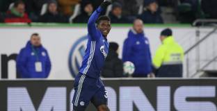 Автогол спаси Шалке и отложи титлата на Байерн (видео)