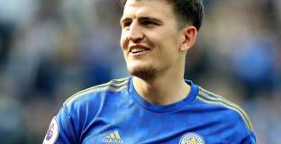 Лестър ще се раздели с Магуайър само като най-скъп защитник в света