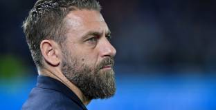 Де Роси спаси клуба от детството си