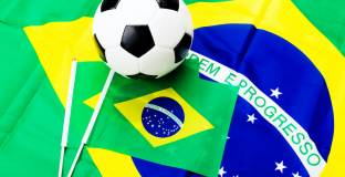 ФА наказа Даниел Фарке след скандала със съдията в мача с Манчестър Сити