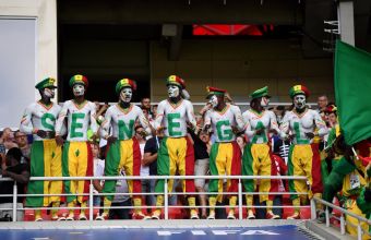 Фенове на Сенегал на мача с Полша. 