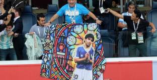 Приеха Марадона в болница 