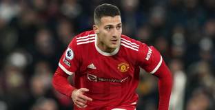 Юве възнамерява да подпише със защитник на Ман Юнайтед