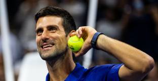 Отказаха да пуснат Джокович в Австралия