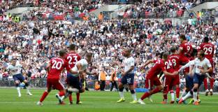 Половината клубове в Англия могат да си позволят празни стадиони