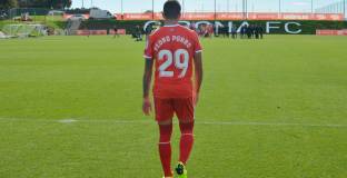 Глобиха халф на Манчестър Сити за нарушаване на карантината