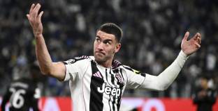 Тотнъм се отказа от Влахович 