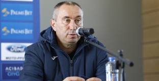 Мъри Стоилов: Алън Пардю има много опит във Висшата лига, но ЦСКА не ме вълнуват