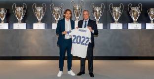 Модрич продължи с Реал Мадрид 