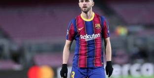 Юве предложи на Барса размяна на Пянич с Рамзи