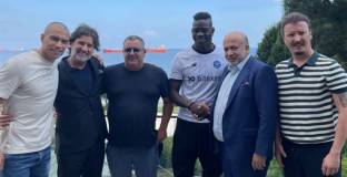 Балотели стана играч на турски клуб