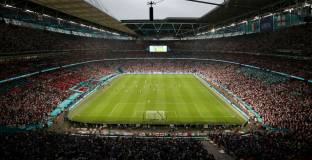 Англичани биха италианци в коридорите на 