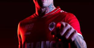 Антверпен подписа с Наинголан