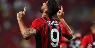 Жиру мечтае да играе за Ливърпул 