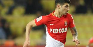 Милан наема Пелегри