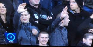 На Острова показаха кадри с нацистки и расистки жестове на български фенове