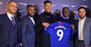 Челси подписа с 16-годишен нападател