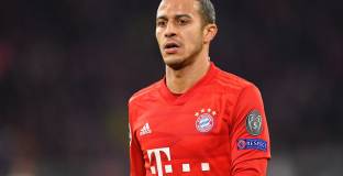 Тиаго остава в Байерн Мюнхен