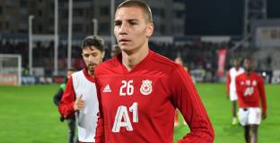 Антов: Искахме да натиснем след червения картон, но не се получи