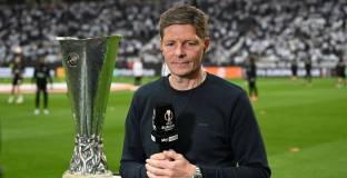 Гласнер: Няма да се адаптираме към Гьотце