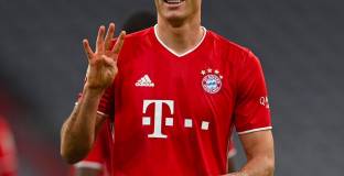 Сане: Левандовски е луд