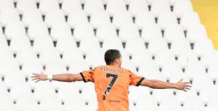 Роналдо се завърна с два гола при успех на Юве над Специя (видео)