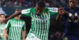 ПСЖ се интересува от защитник на Барселона