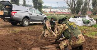 Намериха снаряди на базата на Рома