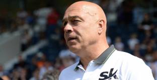 Шалке 04 уволни треньорския щаб и спортния директор