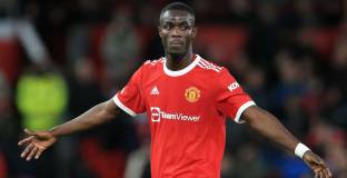   Ман Юнайтед предложи Бейли на Нюкасъл