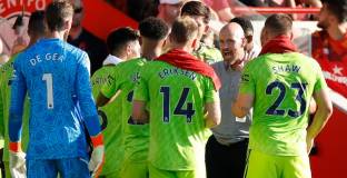  Тен Хаг обвини играчите, а не тактиката си 