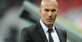 Дешан допусна, че може да бъде заменен от Зидан