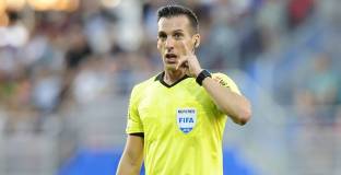  Рефер съди арбитър, обвинен в получаване на пари от Барса