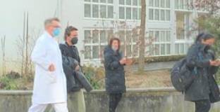 Алонсо все още не е получил разрешение за специалния шлем